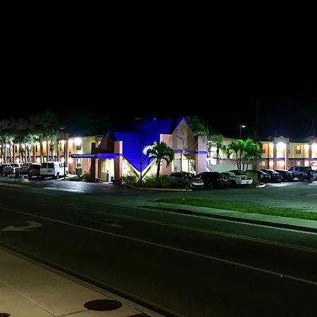 Americas Best Value Inn Сарасота Екстериор снимка