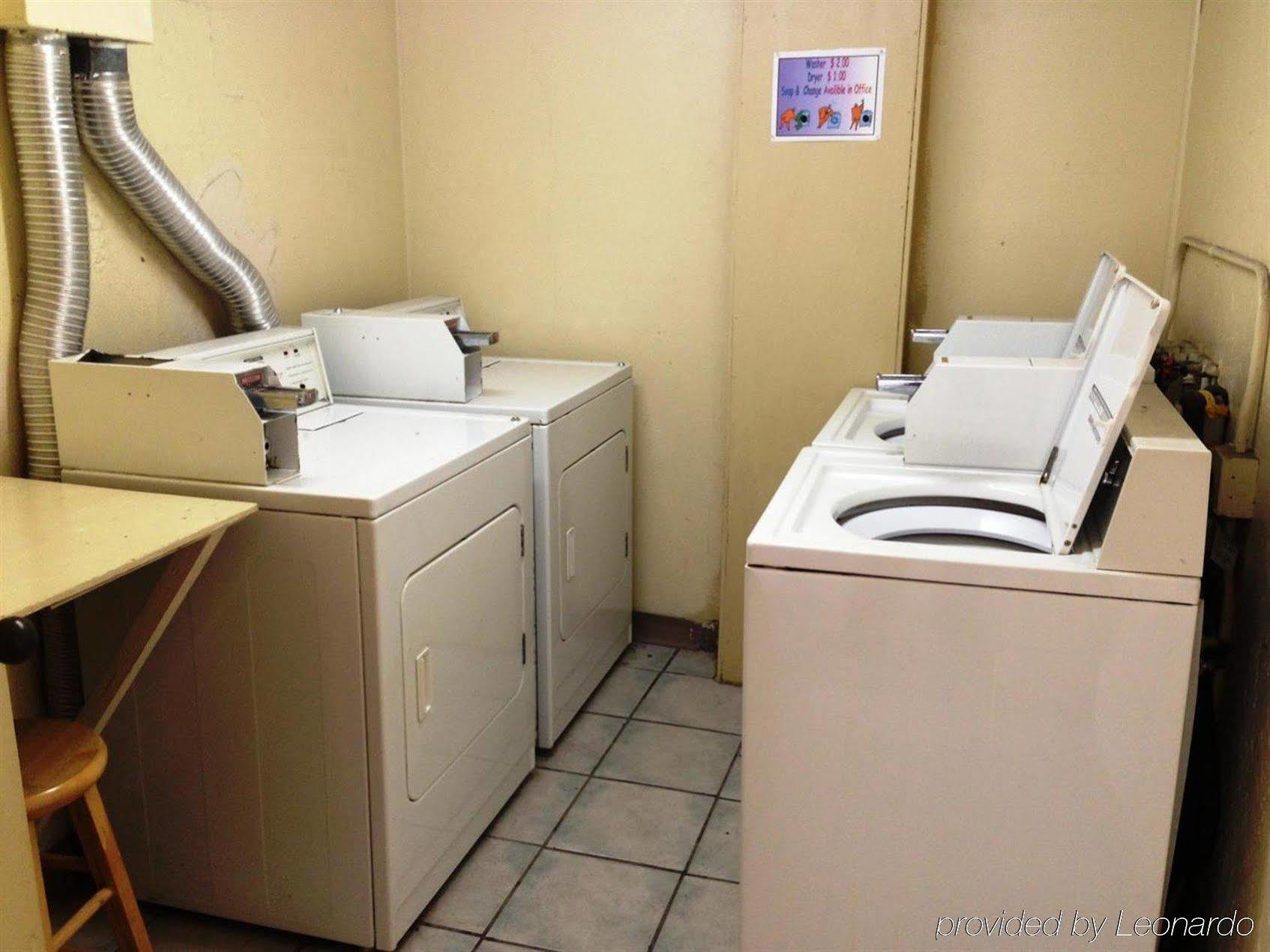 Americas Best Value Inn Сарасота Екстериор снимка