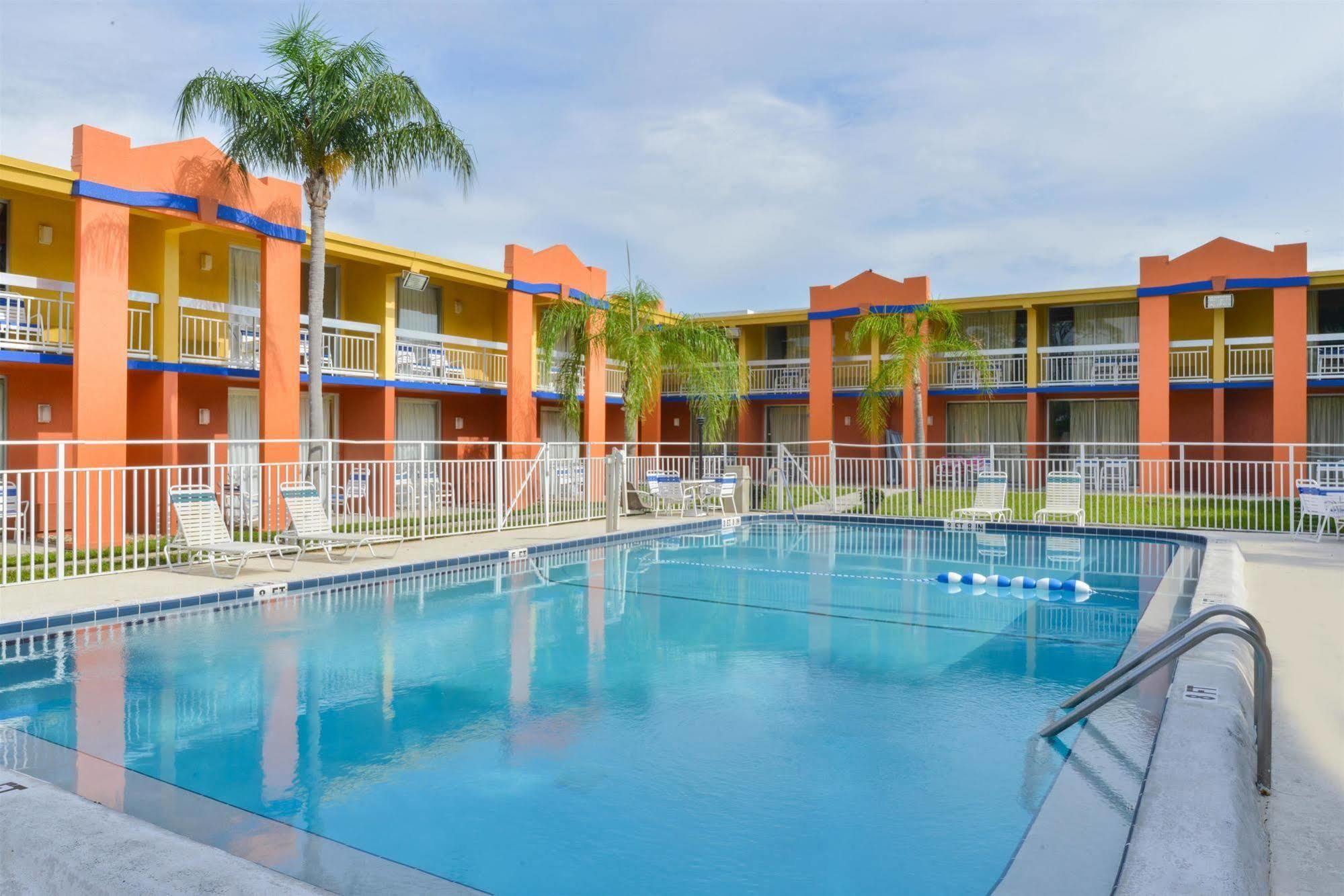 Americas Best Value Inn Сарасота Екстериор снимка